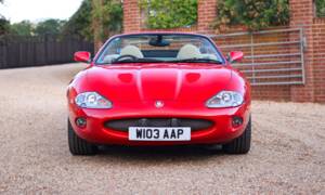 Image 6/50 de Jaguar XKR (2000)