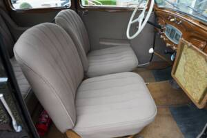 Image 16/50 of FIAT 1100 B (1947)