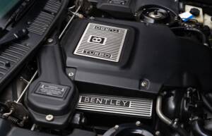 Image 42/43 of Bentley Continental T (1997)