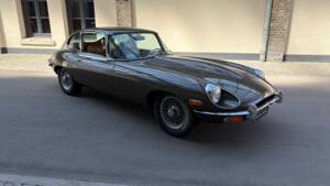 Image 5/81 de Jaguar Type E (2+2) (1969)