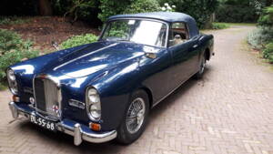 Image 1/42 of Alvis TF 21 (1966)