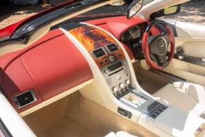 Image 37/52 of Aston Martin DB 9 Volante (2006)