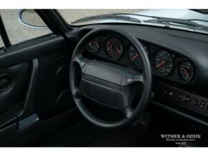 Bild 20/27 von Porsche 911 Carrera 2 (1992)