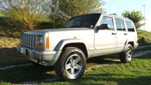 Image 2/50 of Jeep Cherokee 2.5 TD (2000)