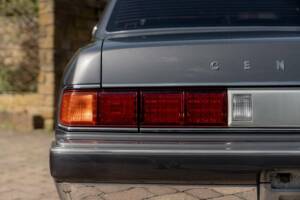 Bild 36/50 von Toyota Century (2003)