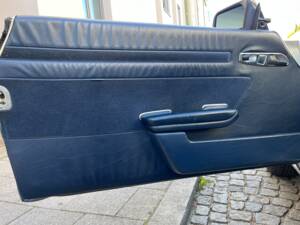 Bild 25/99 von Mercedes-Benz 500 SLC (1981)