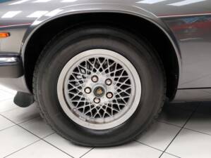 Image 52/70 of Jaguar XJ-S Convertible (1988)