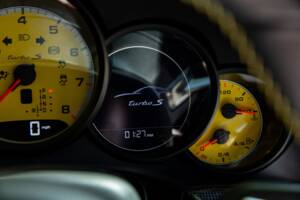Image 30/48 of Porsche 911 Turbo S Exclusive (2017)