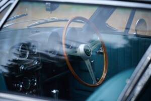 Image 21/50 of Jensen FF (1967)