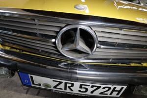 Image 10/50 of Mercedes-Benz 500 SL (1983)