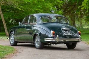 Image 4/10 of Jaguar Mk II 3.8 (1963)