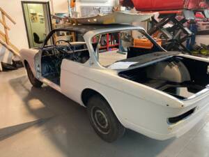 Image 71/79 of BMW 2000 CS (1969)