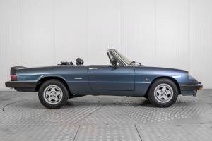 Bild 15/50 von Alfa Romeo 1.6 Spider (1989)