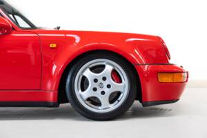 Image 22/32 of Porsche 911 Turbo 3.3 (1992)