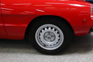 Afbeelding 7/37 van Alfa Romeo 2000 Spider Veloce (1979)