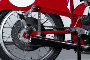 Bild 17/50 von Moto Guzzi DUMMY (1948)