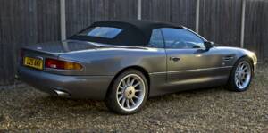 Image 14/50 of Aston Martin DB 7 Volante (1997)