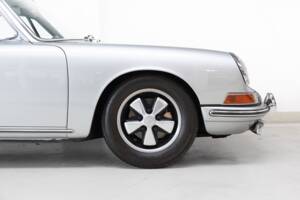 Image 23/34 of Porsche 911 2.0 S (1966)