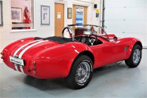 Image 6/12 of Dax Cobra (2002)