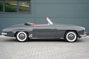 Image 3/50 de Mercedes-Benz 190 SL (1961)