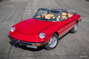 Afbeelding 4/42 van Alfa Romeo 2000 Spider Veloce (1980)