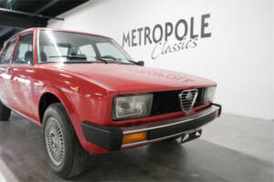 Image 2/20 of Alfa Romeo Alfetta 2.0 L (1979)
