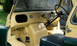 Image 4/50 of Bedford CA Dormobile (1961)