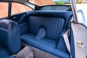 Image 29/56 of Aston Martin DB 4 (1960)