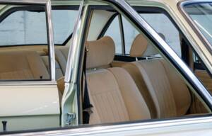 Bild 21/25 von BMW 525 (1977)