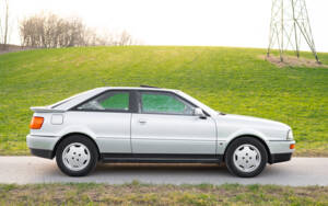 Image 11/70 of Audi 90 - 2.3E (1990)