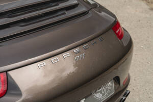 Image 24/28 de Porsche 911 Carrera S (2012)