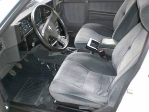 Imagen 4/8 de Alfa Romeo 75 1.6 (1991)