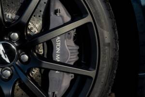 Bild 25/77 von Aston Martin V12 Vantage AMR (2018)