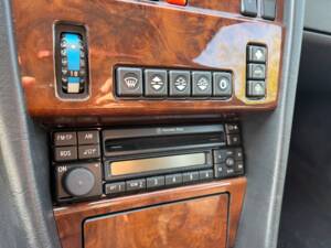 Imagen 16/20 de Mercedes-Benz 500 E (1992)