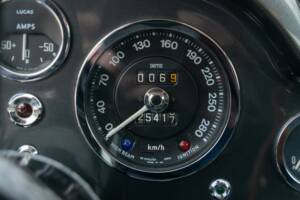 Image 25/50 de Aston Martin DB 5 Vantage (1965)