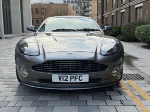 Bild 13/50 von Aston Martin V12 Vanquish S (2005)