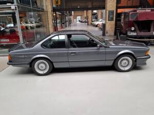 Image 4/33 of BMW M 635 CSi (1987)