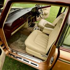 Bild 24/50 von Rolls-Royce Silver Shadow II (1979)