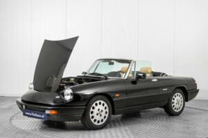 Bild 34/50 von Alfa Romeo 2.0 Spider (1991)