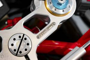 Bild 25/40 von Ducati DUMMY (2004)