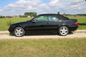 Bild 2/42 von Mercedes-Benz CLK 430 (2002)