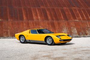 Afbeelding 3/56 van Lamborghini Miura P 400 S (1969)