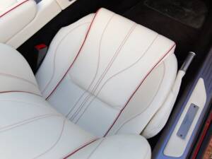 Afbeelding 56/81 van Aston Martin DB 9 Volante (2015)