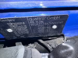 Image 15/29 of Audi S6 Plus Avant (1996)