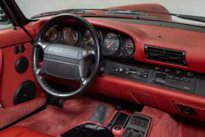 Bild 27/34 von Porsche 911 Carrera 4 (1991)