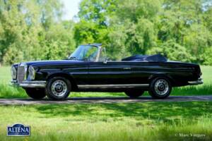 Image 7/52 of Mercedes-Benz 220 SE b (1963)