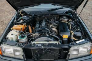 Bild 30/32 von Mercedes-Benz 190 E 2.5-16V (1992)