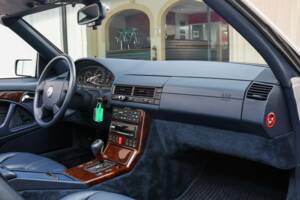 Bild 31/84 von Mercedes-Benz SL 320 (1996)