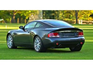 Imagen 8/12 de Aston Martin V12 Vanquish S (2005)