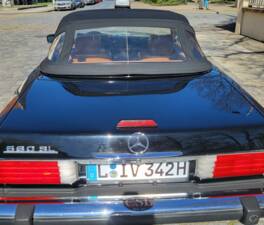 Image 3/8 of Mercedes-Benz 560 SL (1988)